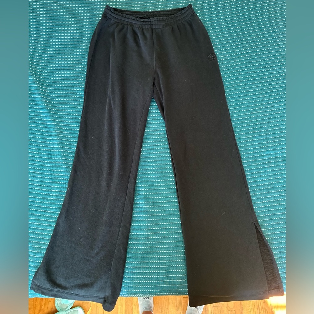 Vuori Black Flared Lounge Pants